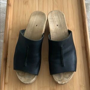 No. 6 Front Seam Slide Clog on Mid Wedge